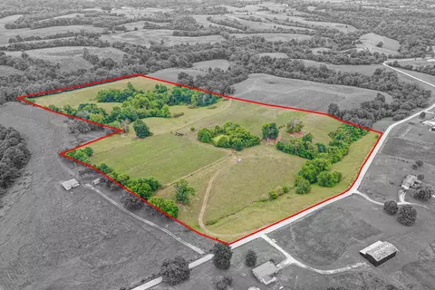 4330 Schollsville Rd, Winchester, KY 40391