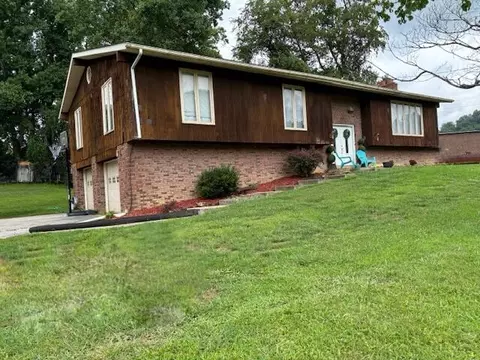 195 Fairground Rd, Booneville, KY 41314