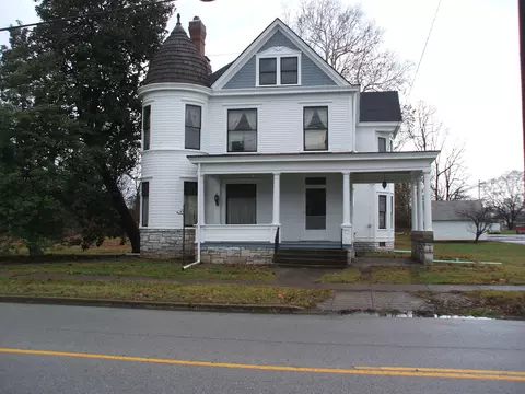 308 S Main St, Lawrenceburg, KY 40342
