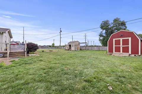 Exterior - 116 Paddock Dr, Versailles, KY 40383 photo 7 of 8