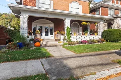 216 Conway St, Frankfort, KY 40601