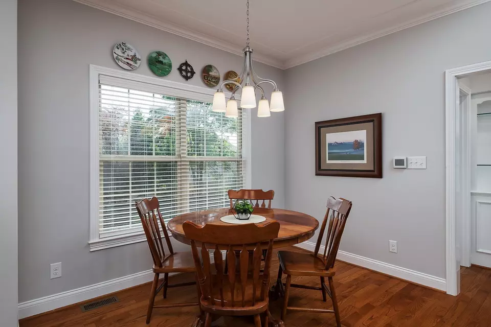 Dining - 103 Spyglass Dr, Georgetown, KY 40324 photo 2 of 2