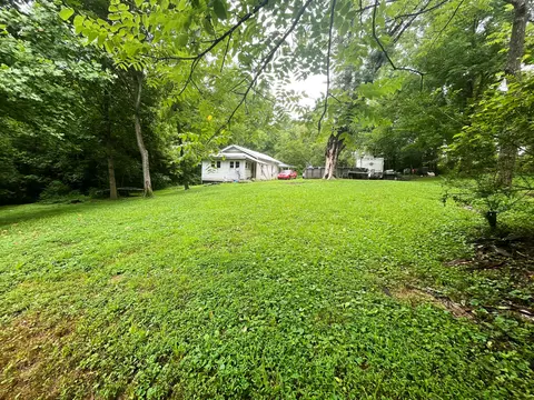 Exterior - 95 E Cypress St, Corbin, KY 40701 photo 5 of 9