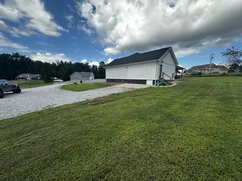 Exterior - 155 Sandy Rock Dr, Corbin, KY 40701 photo 6 of 7