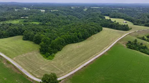 4 Parks Ridge Rd, Russell Springs, KY 42642