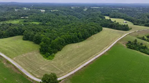 10-11 Parks Ridge Rd, Russell Springs, KY 42642
