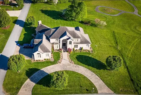 991 Crooked Creek Drive Dr, London, KY 40744
