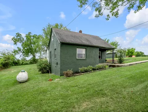 958 Pollys Bend Rd, Lancaster, KY 40444 photo 3