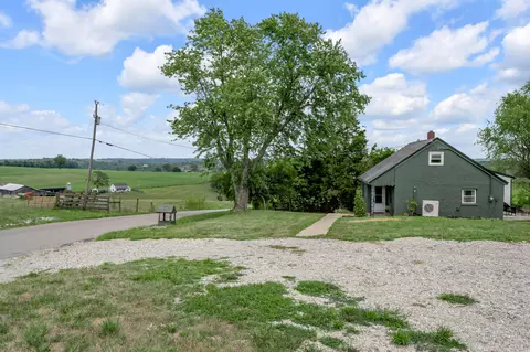 958 Pollys Bend Rd, Lancaster, KY 40444