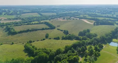 2070 Boonesboro Rd, Winchester, KY 40391