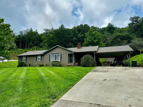 4169 N Ky 11, Cannon, KY 40923