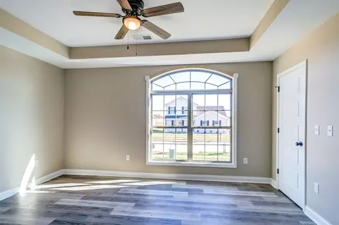 201 Brook Cv, Berea, KY 40403 photo 11
