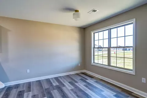 201 Brook Cv, Berea, KY 40403 photo 7