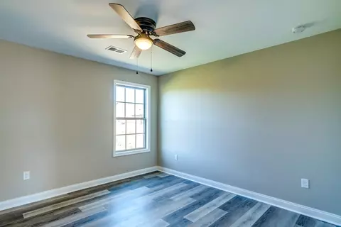 201 Brook Cv, Berea, KY 40403 photo 13