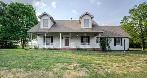 227 Oregon Rd, Salvisa, KY 40372
