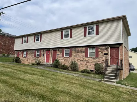 432 Harrodsburg Ln, Frankfort, KY 40601