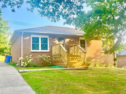 3753 Belleau Wood Dr, Lexington, KY 40517