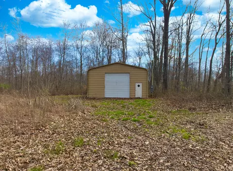 120 E Stone Rd, Hillsboro, KY 41049