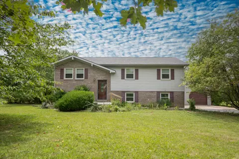 323 Smith Ln, Berea, KY 40403