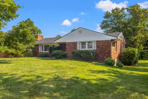 458 Versailles Rd, Frankfort, KY 40601