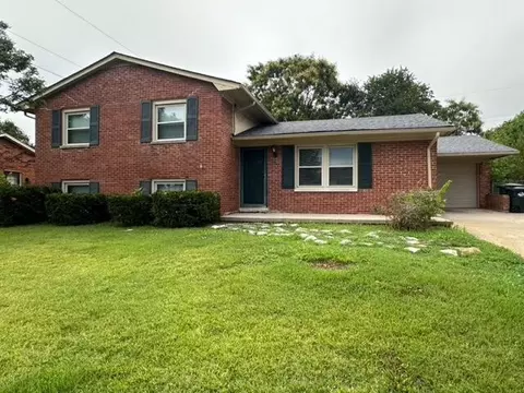 794 Marcella Rd, Versailles, KY 40383
