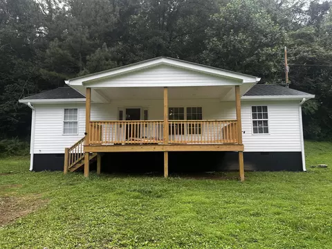 117 H M Garrison Rd, Manchester, KY 40962