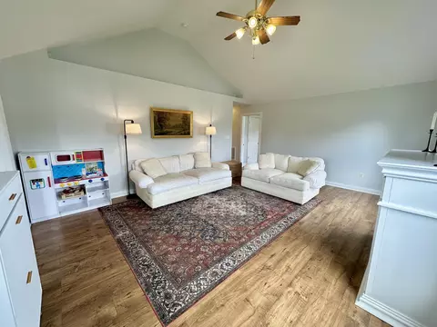 279 Pebble Branch Dr, Nancy, KY 42544 photo 11