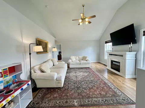 279 Pebble Branch Dr, Nancy, KY 42544 photo 14