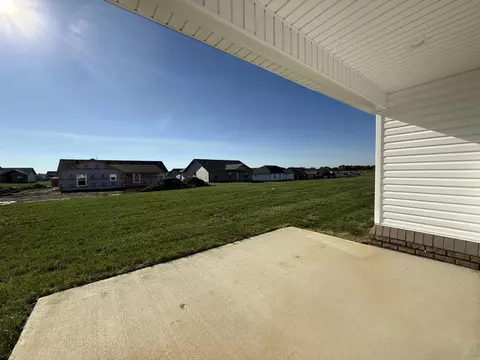 Exterior - 215 Brook Cv, Berea, KY 40403 photo 2 of 2