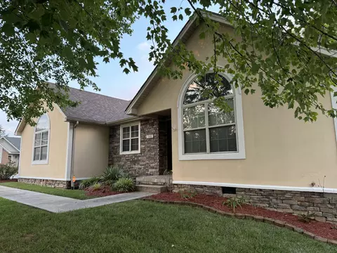 200 Swale Ct, Frankfort, KY 40601