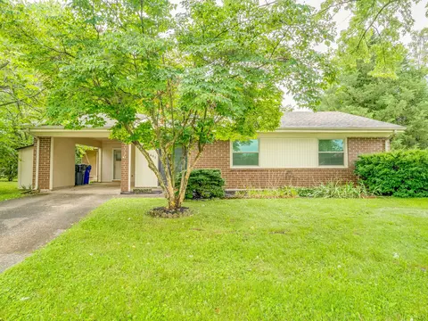 3441 Featherston Dr, Lexington, KY 40515