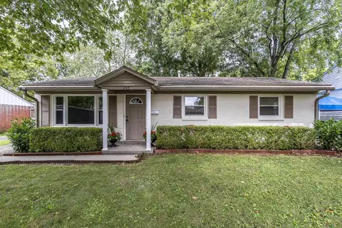 233 Vanderbilt Dr, Lexington, KY 40517