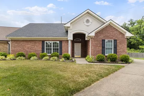 3600 Green Park Ct, Lexington, KY 40509