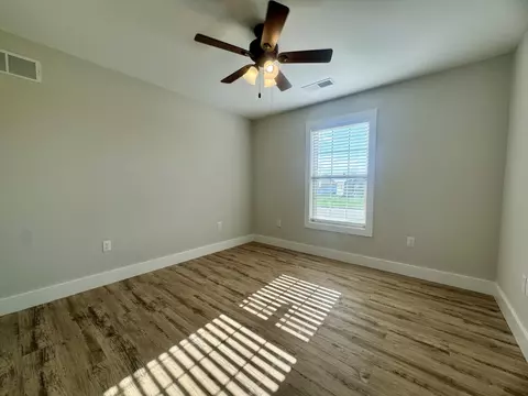 220 Brook Cv, Berea, KY 40403 photo 9