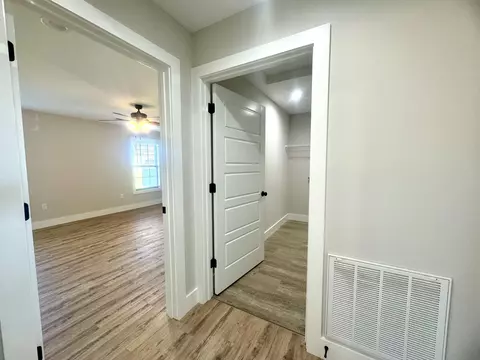 220 Brook Cv, Berea, KY 40403 photo 12