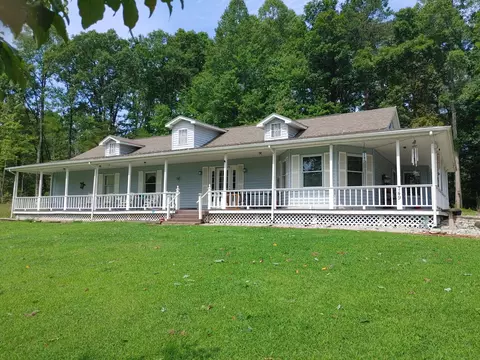 749 Huff School Rd, Mckee, KY 40447
