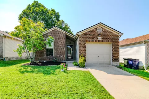204 Ellemoor Ln, Lexington, KY 40515