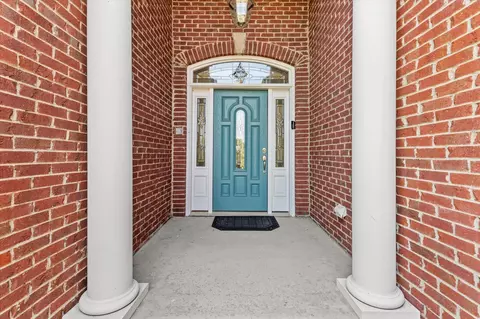 Entry Way - 100 Ridgeview Ln, Georgetown, KY 40324 photo 1 of 6
