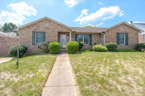 106 Cinnamon Teal Ct, Frankfort, KY 40601