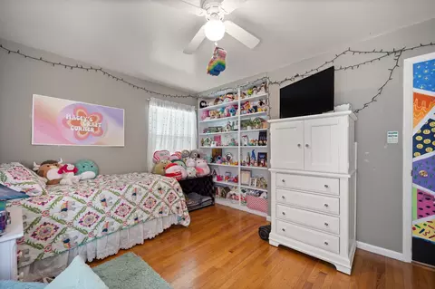 Bedroom - 75 Reasor St, Corbin, KY 40701 photo 4 of 10