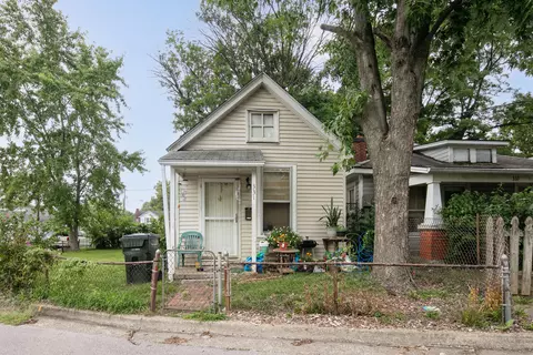 331 Georgetown Pl, Lexington, KY 40508