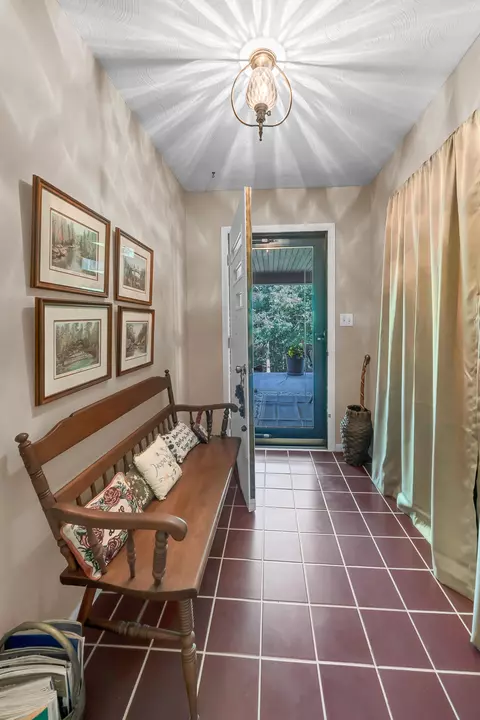 Entry Way - 175 N Bend Rd, Stanton, KY 40380 photo 1 of 3