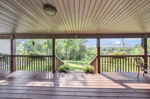 Exterior - 175 N Bend Rd, Stanton, KY 40380 photo 3 of 20