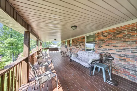 Exterior - 175 N Bend Rd, Stanton, KY 40380 photo 7 of 20