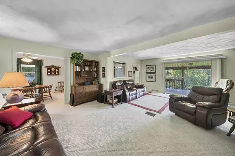 Living - 175 N Bend Rd, Stanton, KY 40380 photo 1 of 4