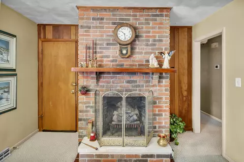 Entry Way - 175 N Bend Rd, Stanton, KY 40380 photo 2 of 3