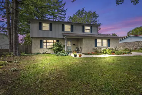 208 Tinderwood Dr, Frankfort, KY 40601