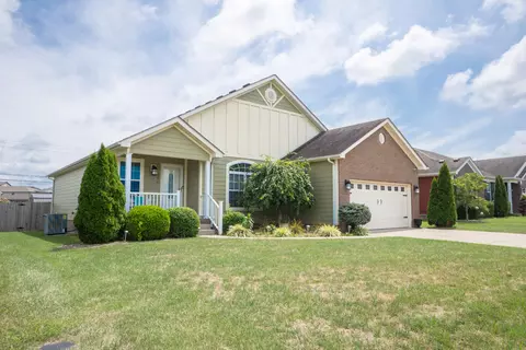 206 Stoney Creek Way, Berea, KY 40403