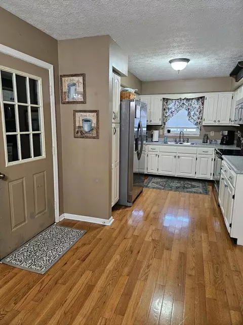 Entry Way - 289 Proffitt St, Brodhead, KY 40409 photo 1 of 3