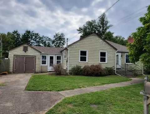 121 Lowell Ave, Richmond, KY 40475